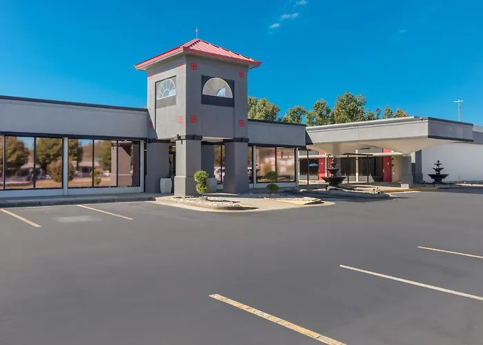 Econo Lodge Cave City