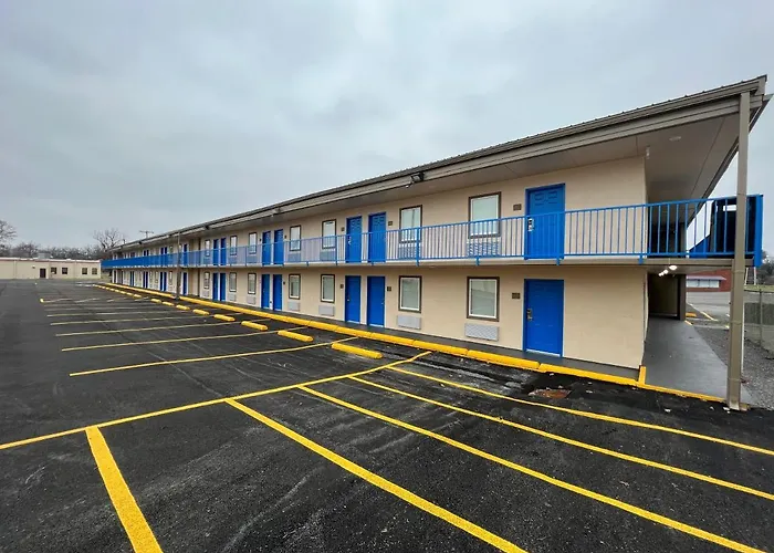 Super 8 By Wyndham Paducah I-24 Exit 4