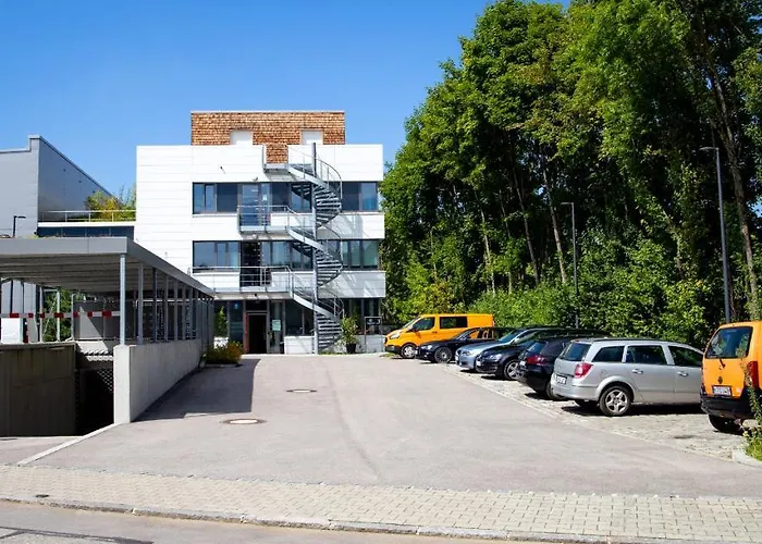 Hotel Garni Fischerfleck in Ismaning near Munich