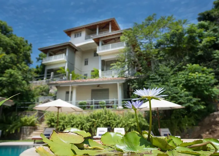 The Horizon Hill Top Villa