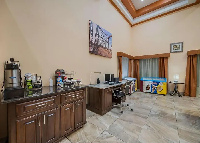 Surestay Hotel By Best Western Mt Pleasant