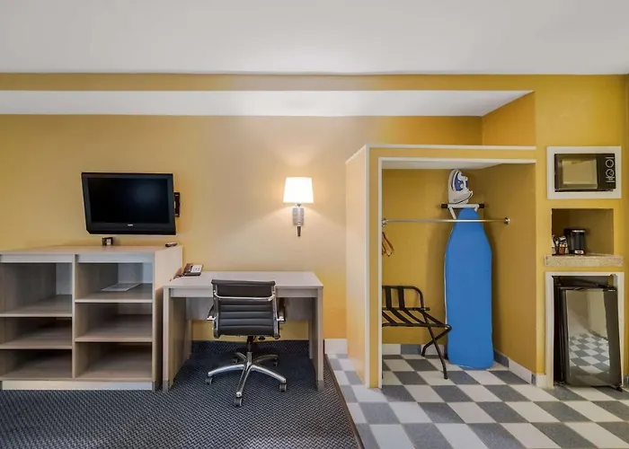 Surestay Hotel By Best Western Mt Pleasant