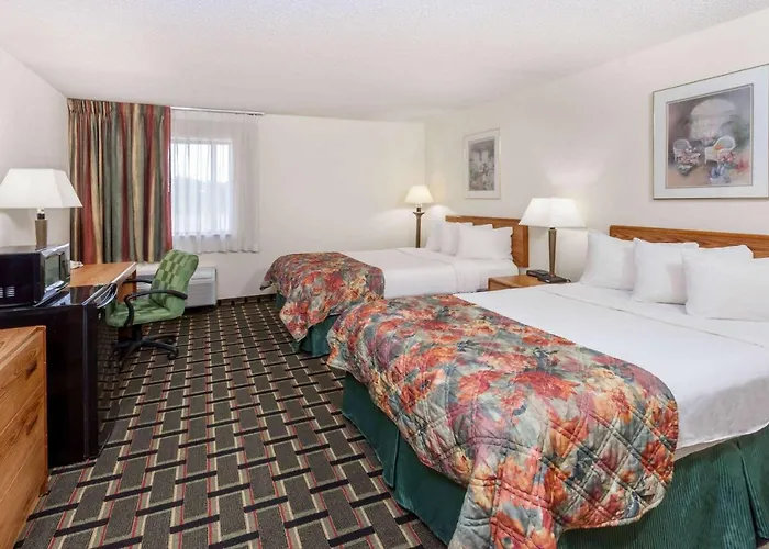 Baymont By Wyndham Decatur