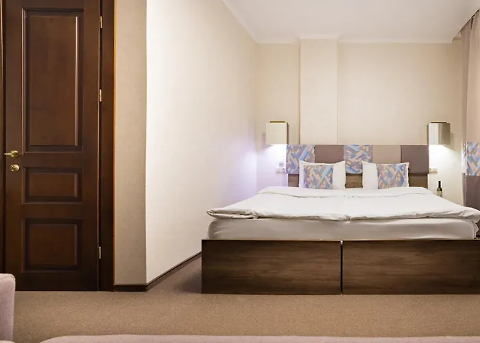 Private Rooms In Hotel 3 Поверх