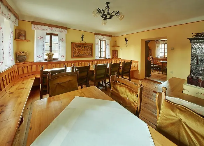 Rute Hotel And Apartments