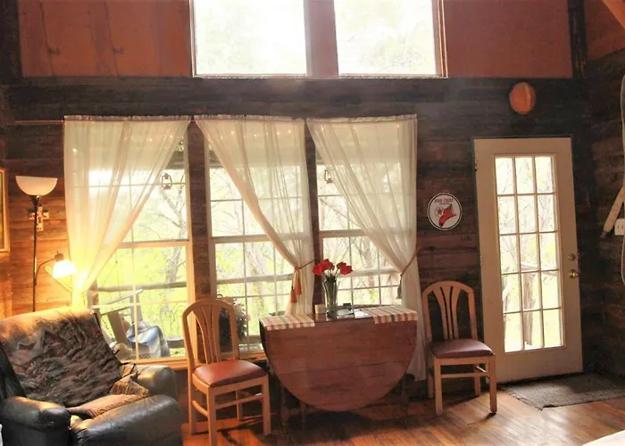 The Firehouse At Creekside Camp & Cabins