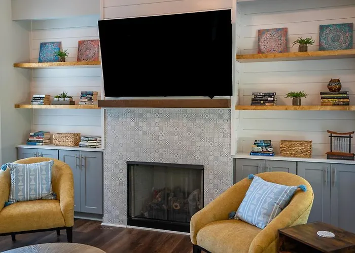 Relax, Rewind, Repeat - New Country Cottage