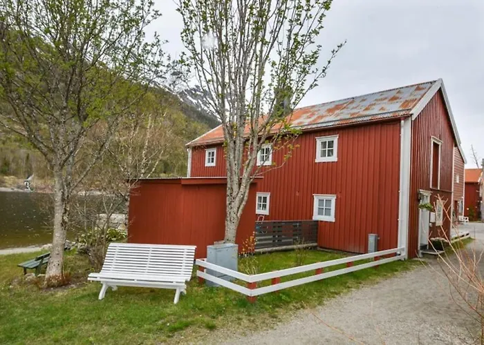 Sjogata Riverside Rental And Salmon Fishing