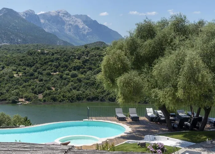 Hotel Villa Cedrino