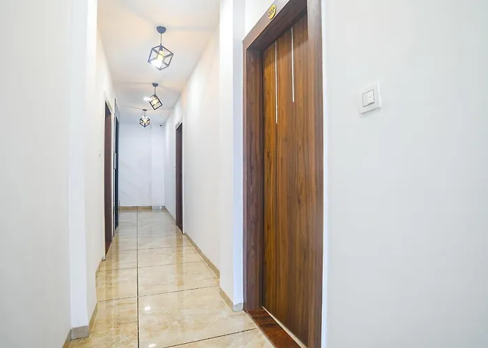 Fabhotel Right Choice