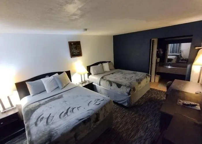 Osu 2 Queen Beds Hotel Room 201 Wi-Fi Booking