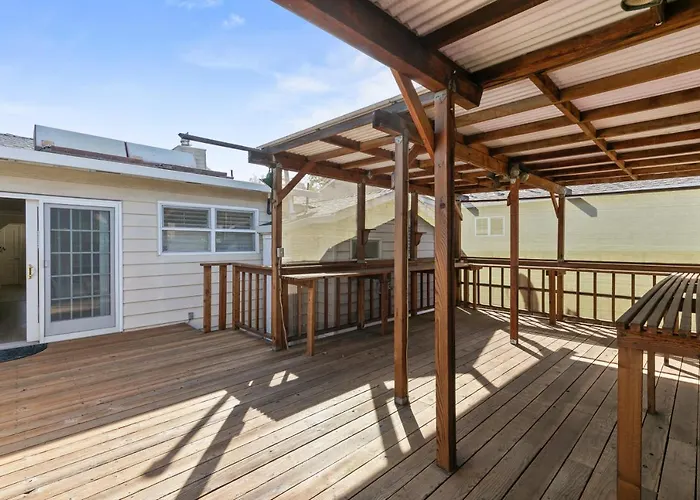 @ Marbella Lane - Modern Refreshing Home