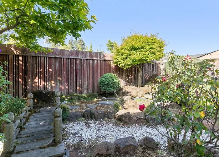 @ Marbella Lane - Modern Refreshing Home