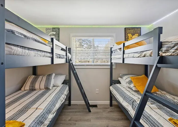 Pet-Friendly Large-Group Oasis