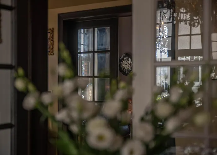 Hotel Bonne Auberge (Adults Only)