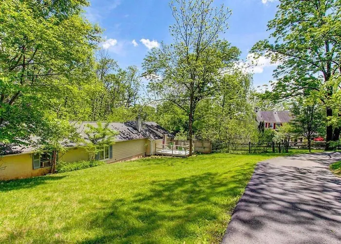Peddlers Carriage House