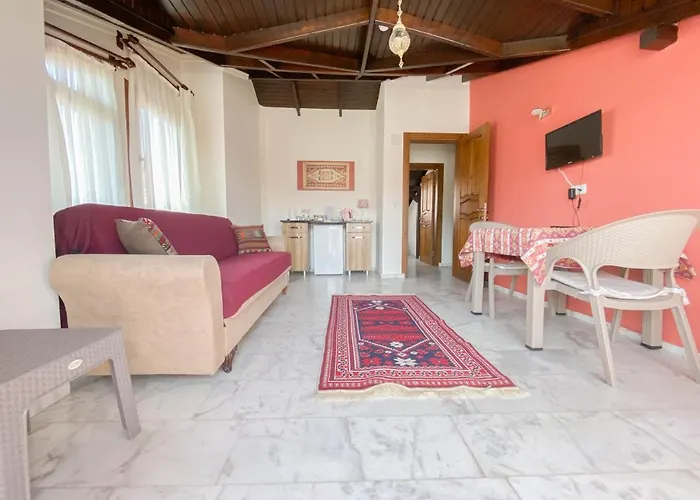 Loya Vita Hotel