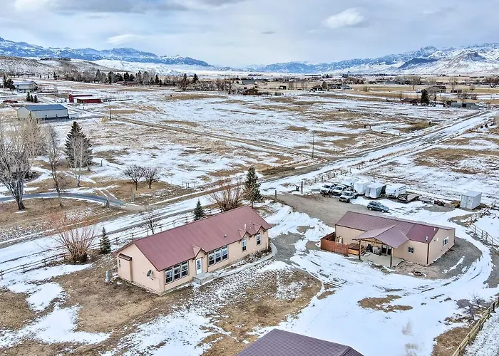 Charming Cody Vacation Home W/ Mtn Views!