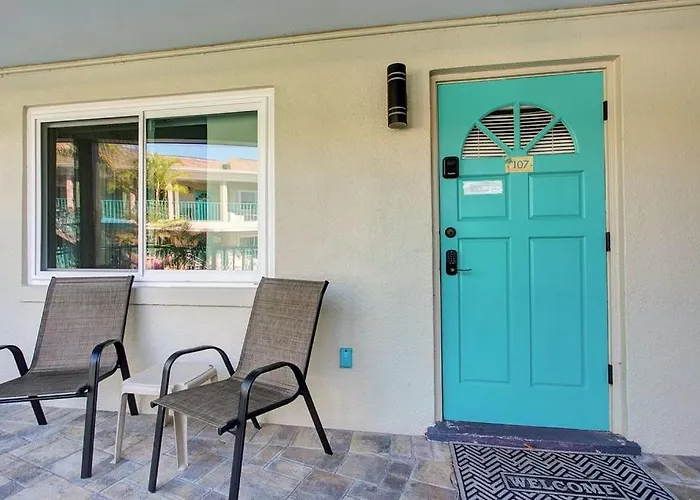 Five Palms Vacation Rentals- Daily - Weekly - Monthly