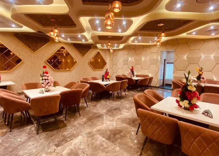 Hotel Amar Palace