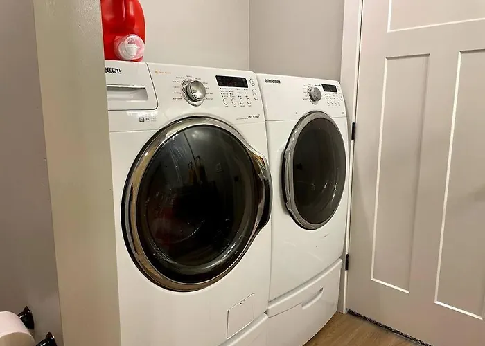 Lovely Condo! W/ Free Recreational Vehicle Parking