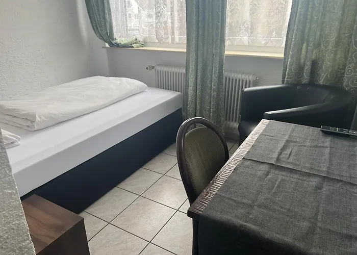 Hotel & Restaurant Main Taunus