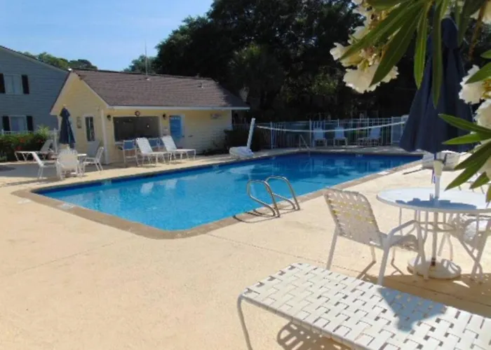 T11 Downstairs King Bed Ocean Walk Resort Close To Tennis Courts And Back Pool