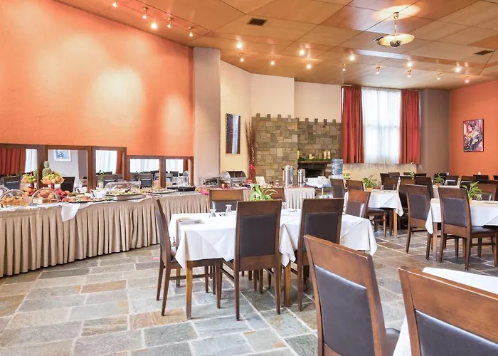 Arahova Inn Hotel