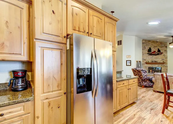 Winter Hikes & Ice Fishing Fun: Cozy Show Low Home