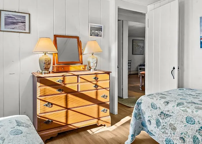 Beach Bliss At The Sandpiper Cottage