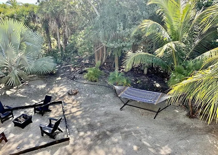 North Captiva Island Steps To Private Gulf Beaches Pools Hot Tub Golf Cart