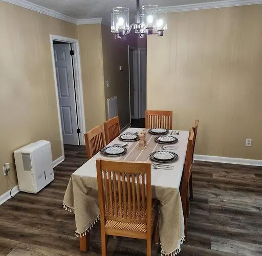 S2. Lakeside House In Scottsboro