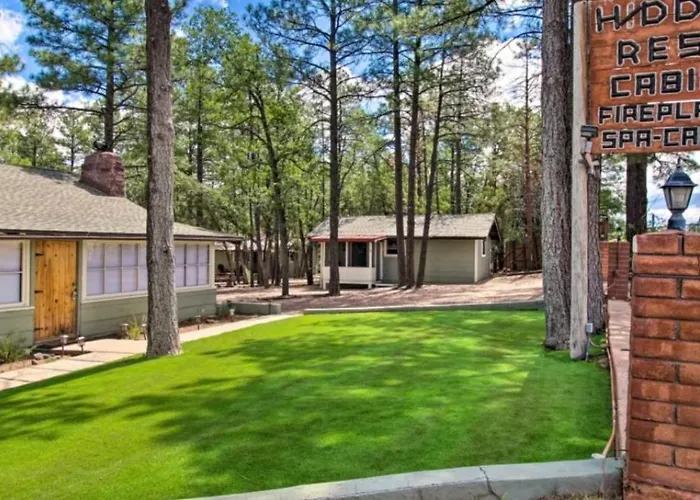 Hidden Rest Cabins And Resort