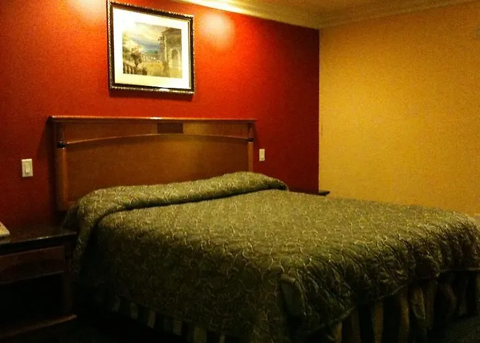 Scottish Inns Maywood