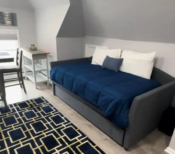 Cozy Studio With 1 Bed & Comfy Sofa Bed