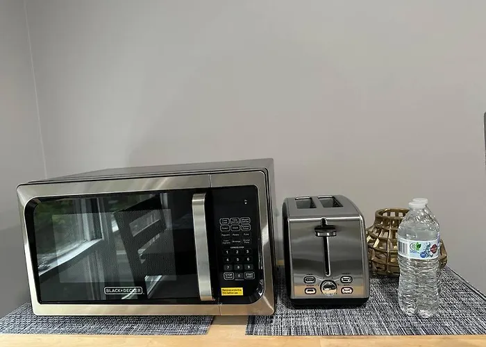 Cozy Studio With 1 Bed & Comfy Sofa Bed