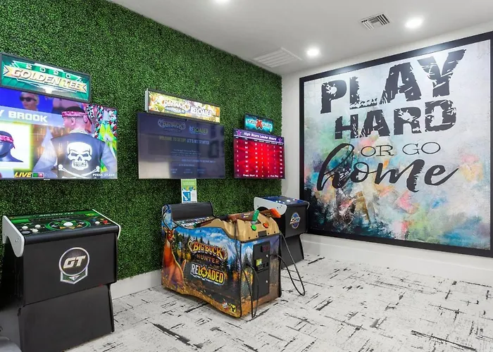 Cozysuites Glendale By The Stadium With Pool 05