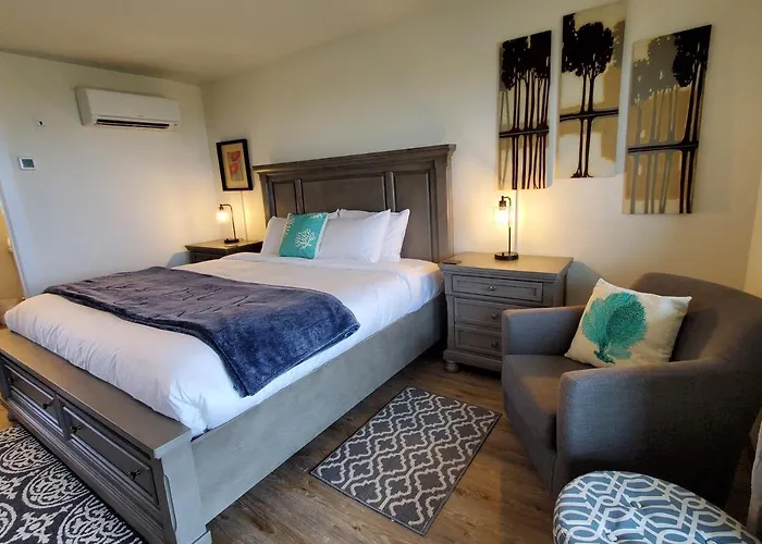 Moonstone Beach Motel
