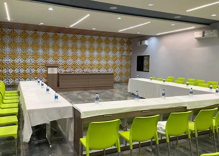 Hotel Vr Inn