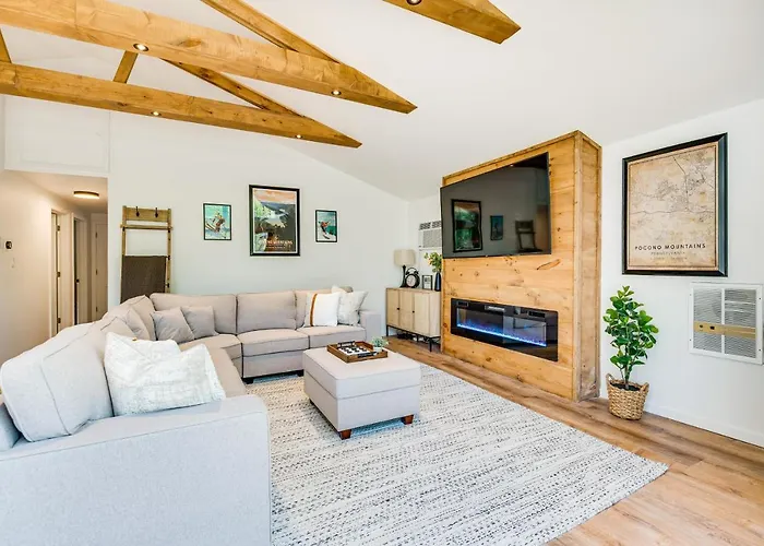 Deck & Community Perks: Bright Pocono Lake Home!