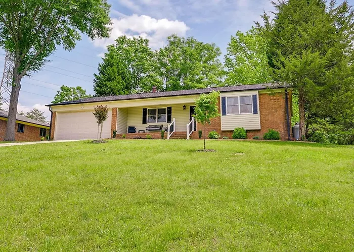 Cozy High Point Vacation Rental: Near Hpu Campus