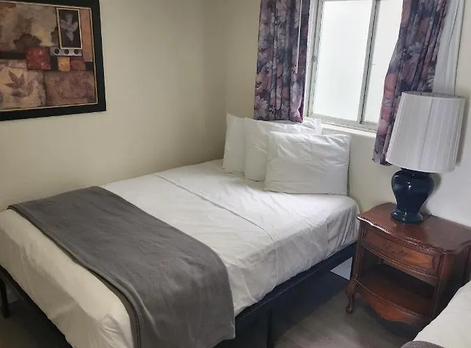Yankee Clipper Resort Motel
