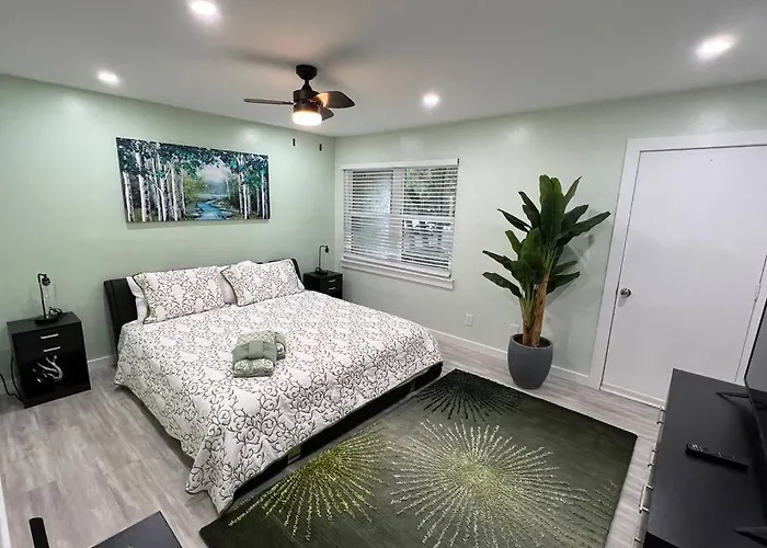 Tranquility In Paradise- 2 Bedroom Villa W/Parking