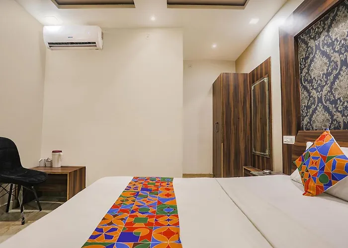 Fabhotel Shri Ram Kashi