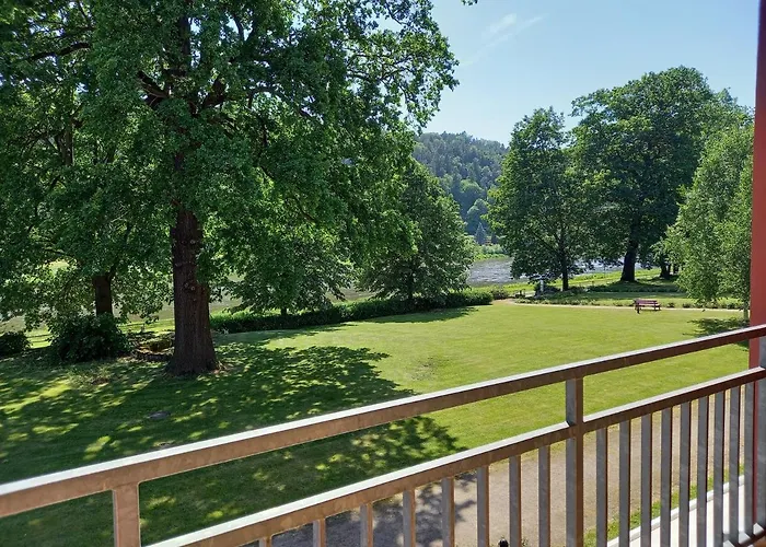 Parkhotel Bad Schandau - direkt an der Elbe