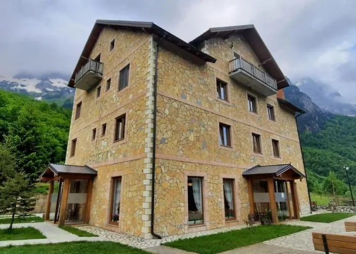 Hotel Margjeka
