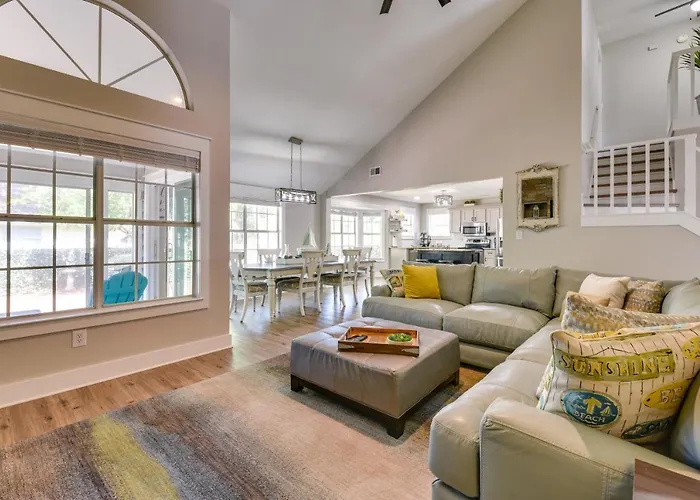 Charming Coastal Home: 6 Mi To Choctawhatchee Bay!