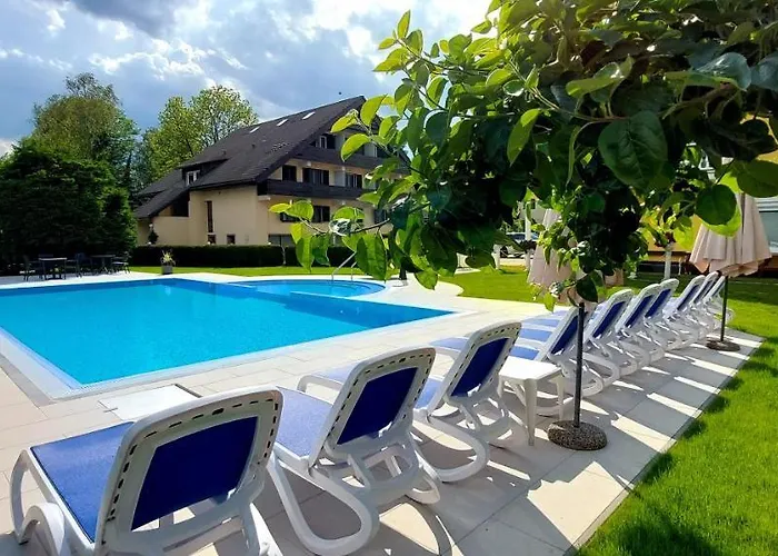 Sport Manca Garni Hotel