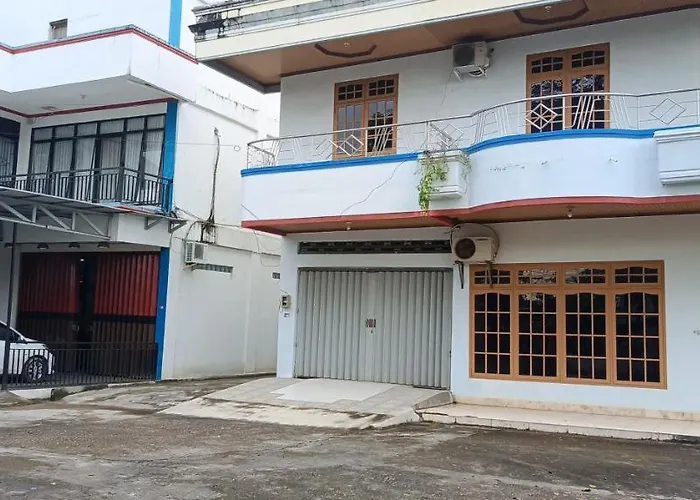 Hotel O Wisma Deli Syariah Near Rsud Nene Mallomo Sidenreng Rappang