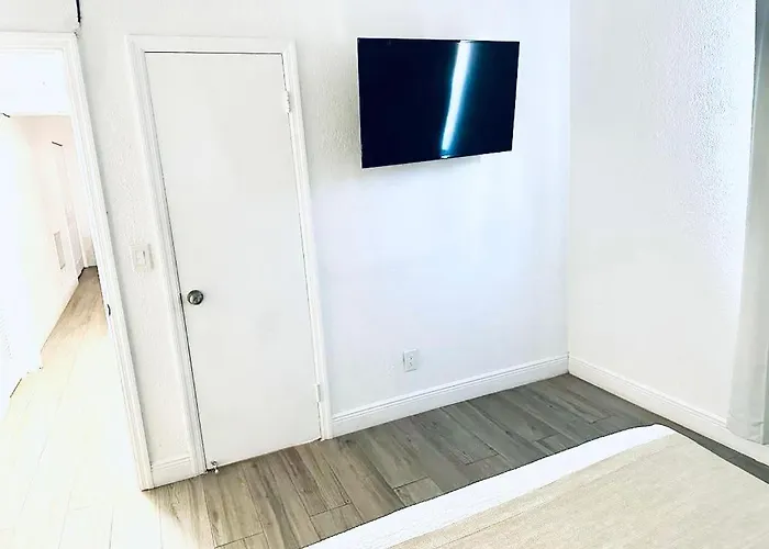 New Star Suite One